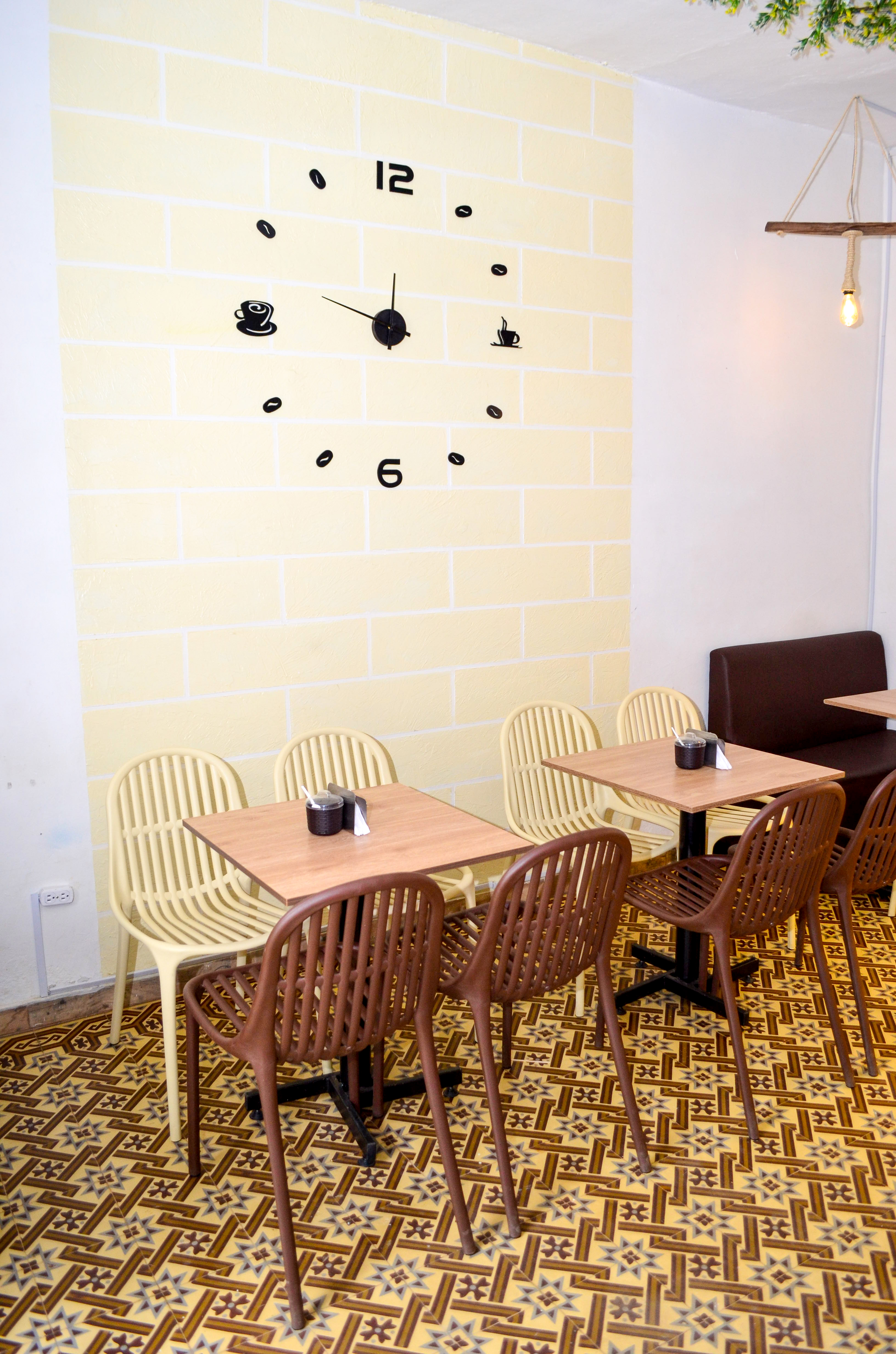 Imagen 2 de Cafetería DON EMILIO meriendas