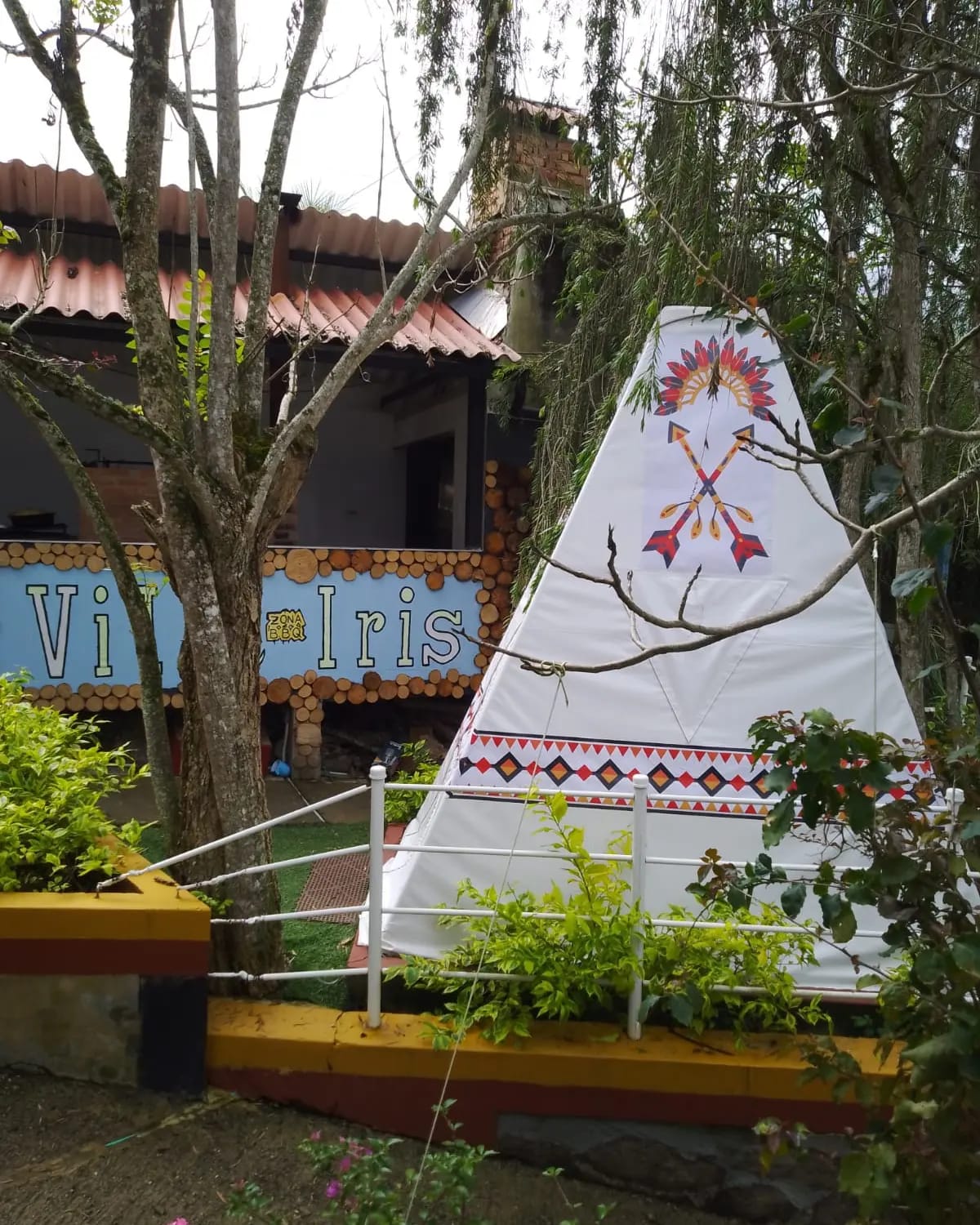 Imagen 4 de CENTRO RECREACIONAL VILLA IRIS