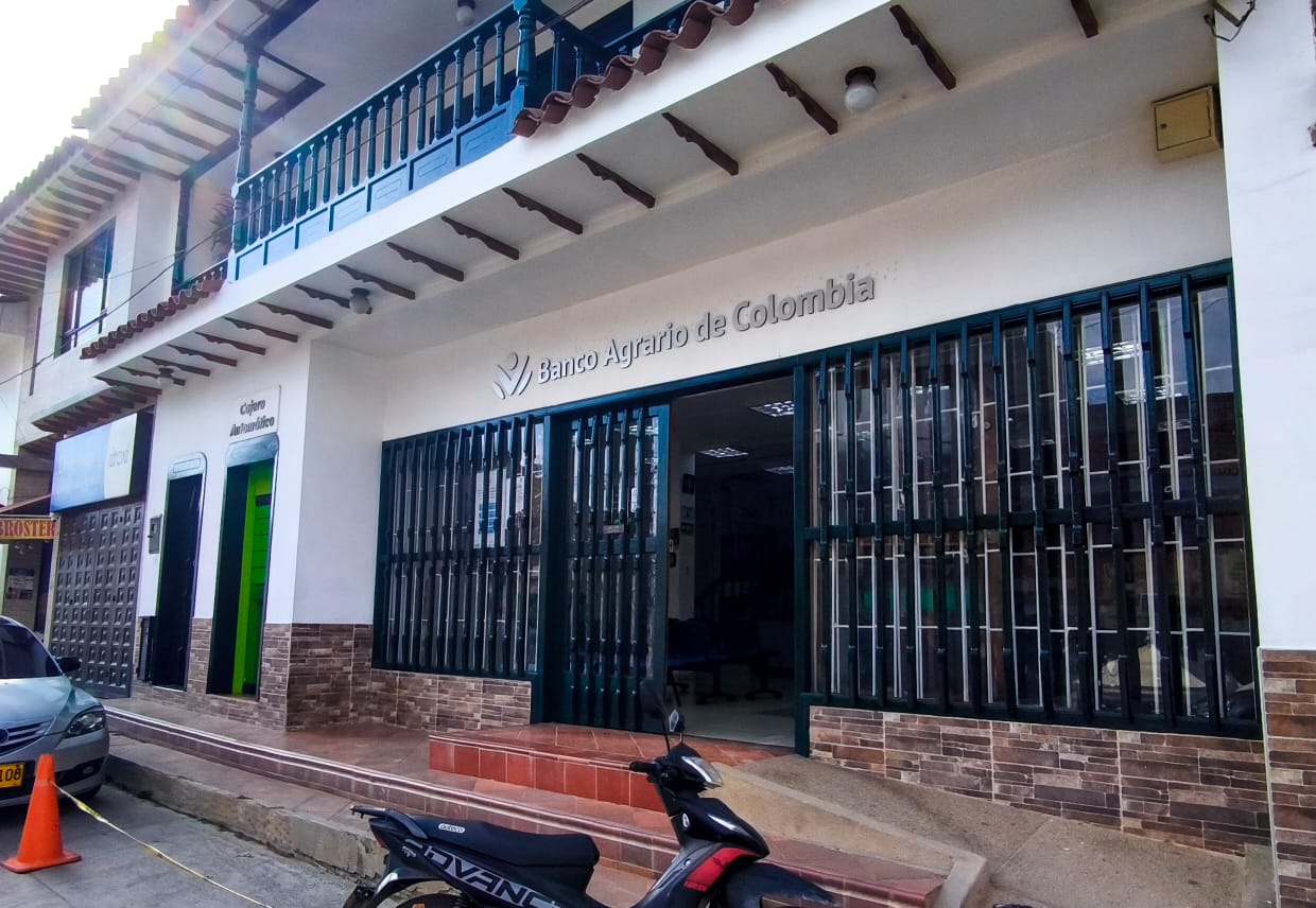 Imagen 1 de CAJERO SERVIBANCA